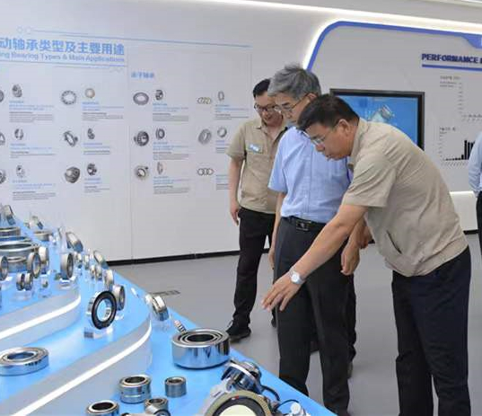 省工信厅调研组莅临海林中科 共探信息技术研发新路径